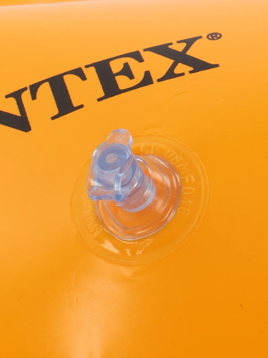 Оранжевый надувной матрас для плавания  INTEX, 183 х 69 см