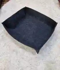 Угольный лежанка для кошек и собак