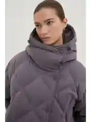 Фиолетовый пальто утепленное с утиным пухом