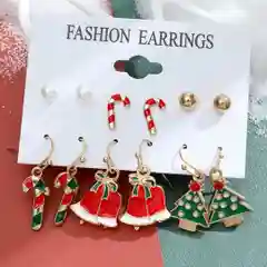 Бежевый набор сережек