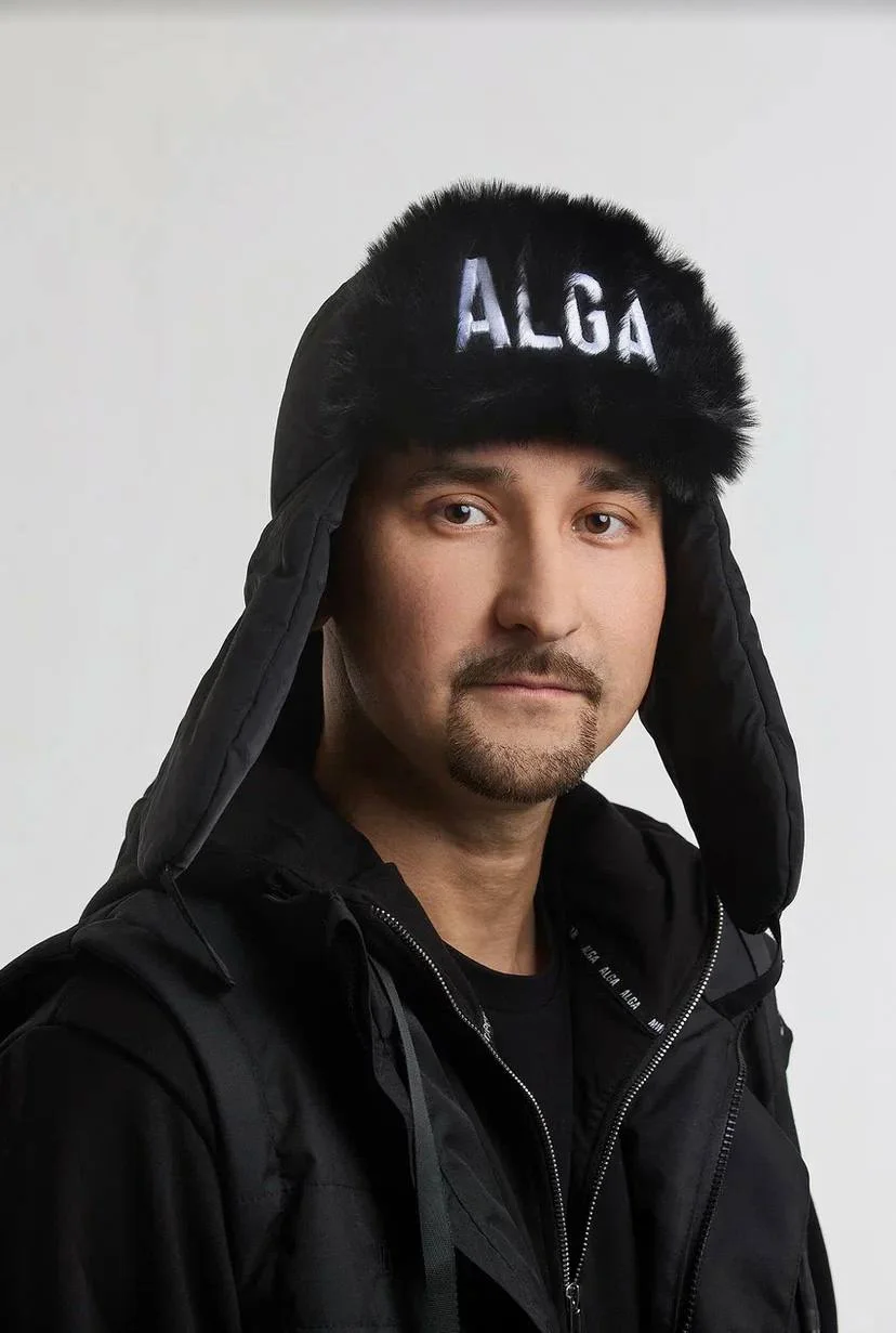 Белый ушанка