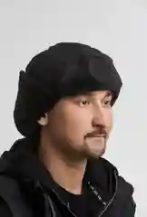 Угольный ушанка