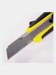 Нож канцелярский 18 мм Brauberg Universal, роликовый фиксатор, резиновые вставки, блистер
