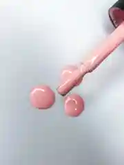 Бежевый гель лак для ногтей