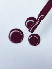 Бордовый гель лак для ногтей