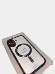 Черный чехол magsafe магнитный прозрачный для беспроводной зарядки на iPhone 16, 16pro, 16promax