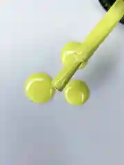 Желтый гель лак для ногтей