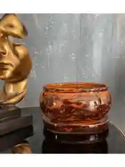 Коричневый горшок с подставкой Tango