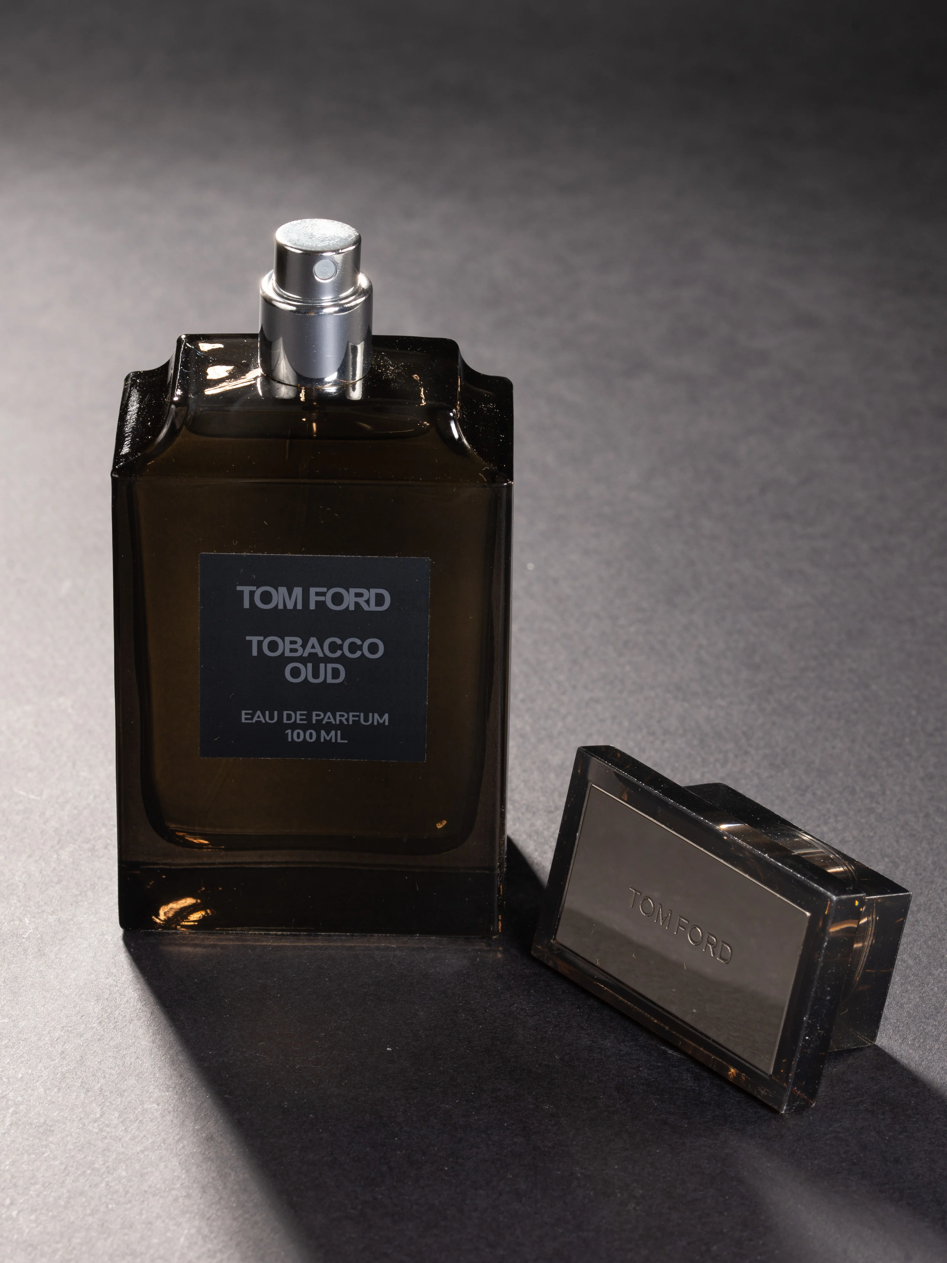 Tobacco Oud ароматизатор по мотивам TOM FORDа табак уд для авто и помещений