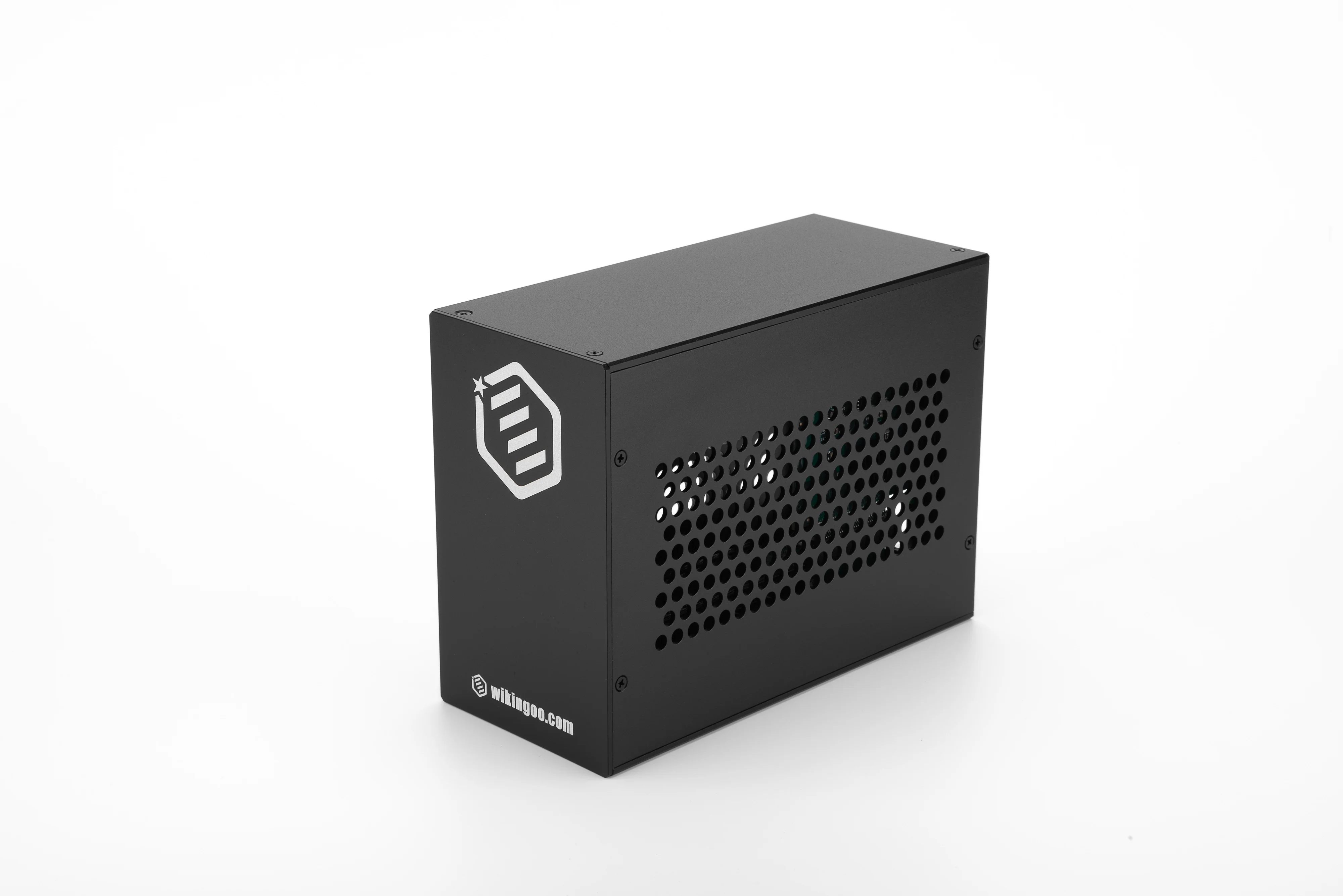 Внешний корпус Wikingoo Q2L-M с двумя слотами PCIe 4.0 X 16. Thunderbolt 3/4