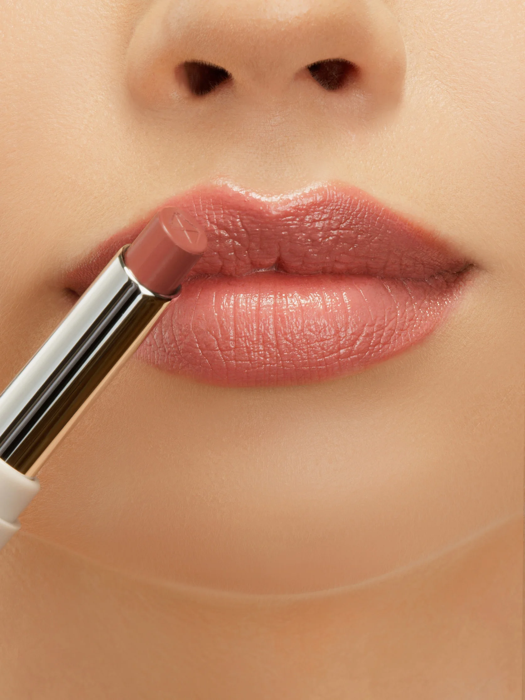MIXIT Make Up Помада-Бальзам Для Губ