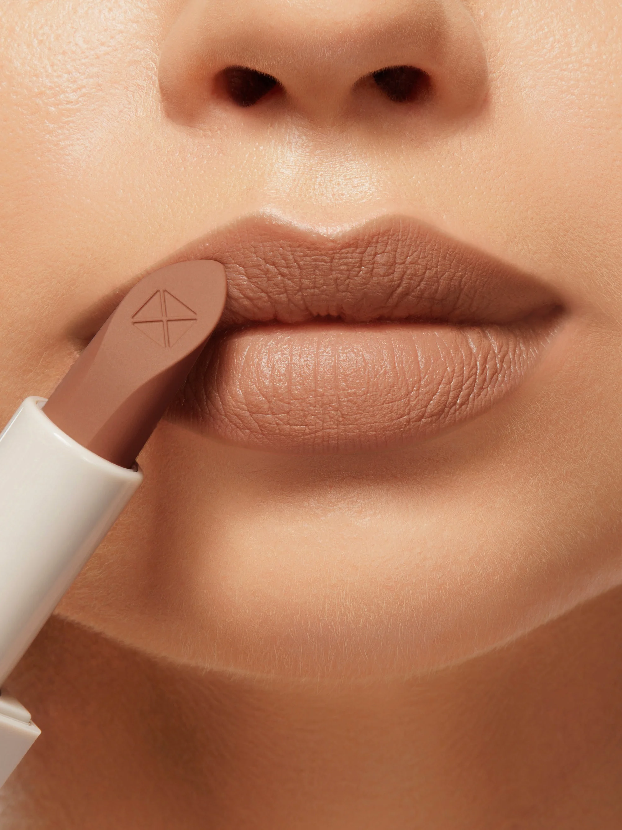 MIXIT Make Up Помада для губ матовая