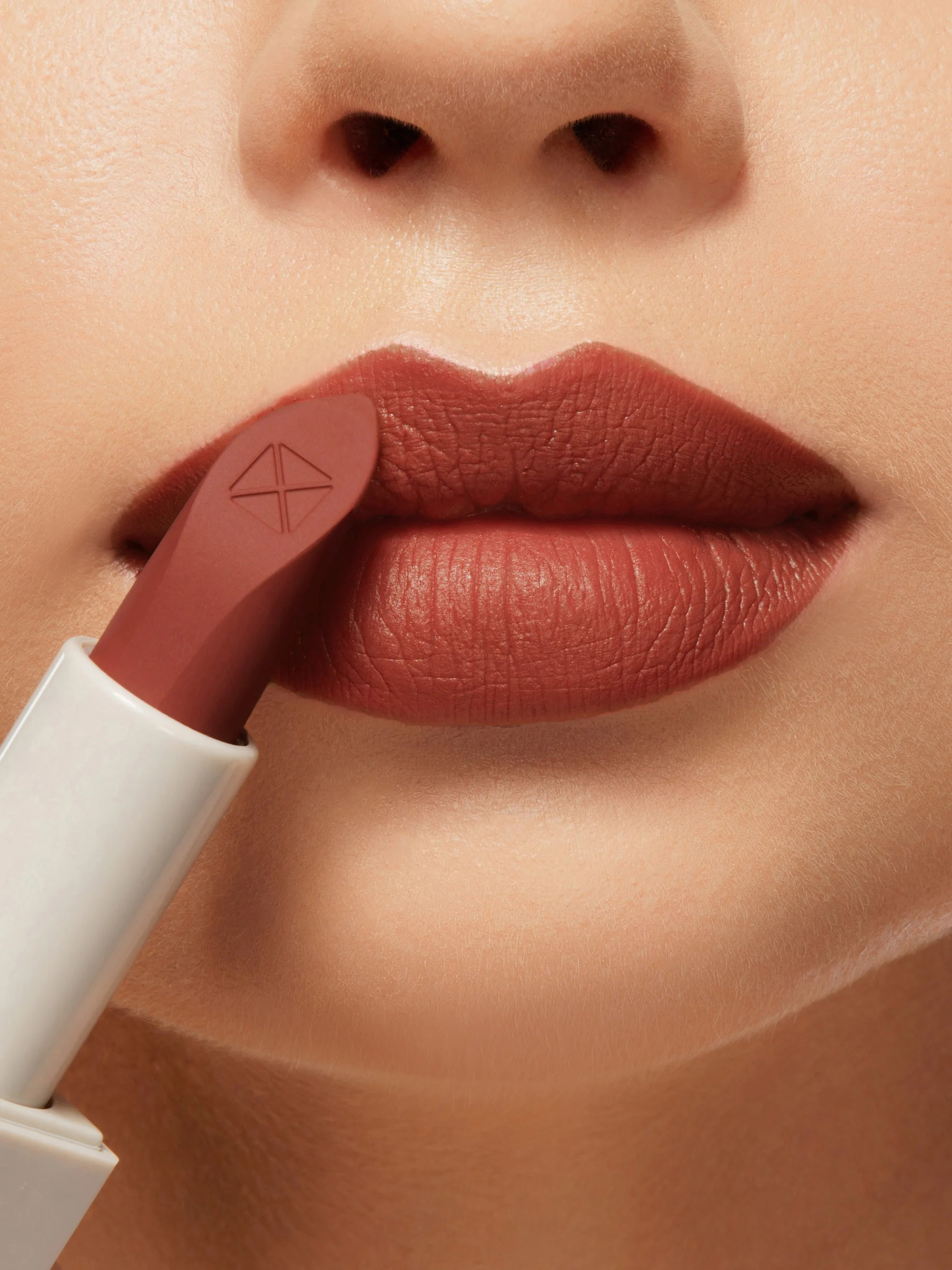 MIXIT Make Up Помада для губ матовая