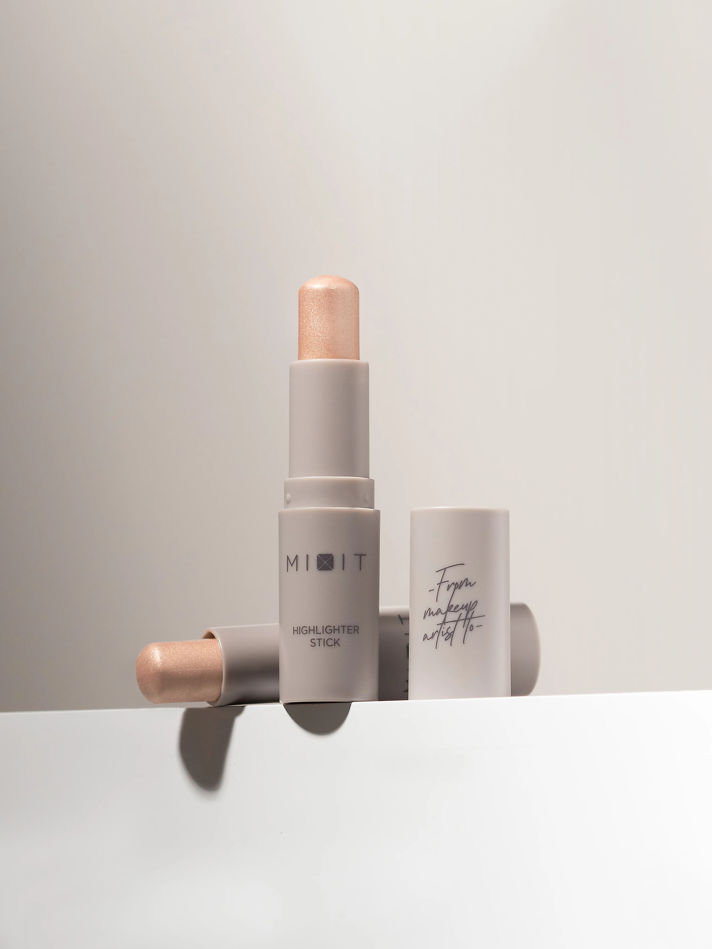 MIXIT Make Up Хайлайтер в стике