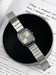 Серебряный часы наручные женские на Новый год