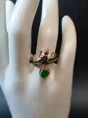 Зеленый кольцо женское позолоченное