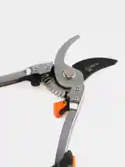 Секатор садовый плоскостной профессиональный 2 в 1 Plantic Pro86 35386-01