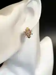 Светло-жёлтый серьги женские, позолоченные