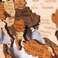 Карта мира из дерева  с подсветкой и прозрачной подложкой