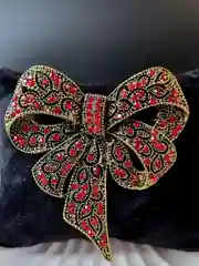Красный брошь женская Бант