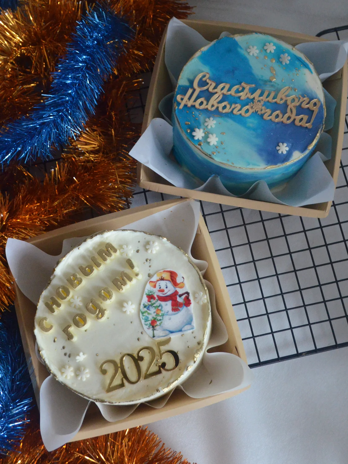 Топпер #Т78 с надписью "2025" из акрила для торта, капкейков, бенто на новый год