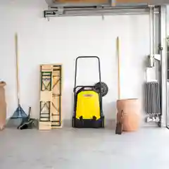 Подметальная машина Karcher S 4