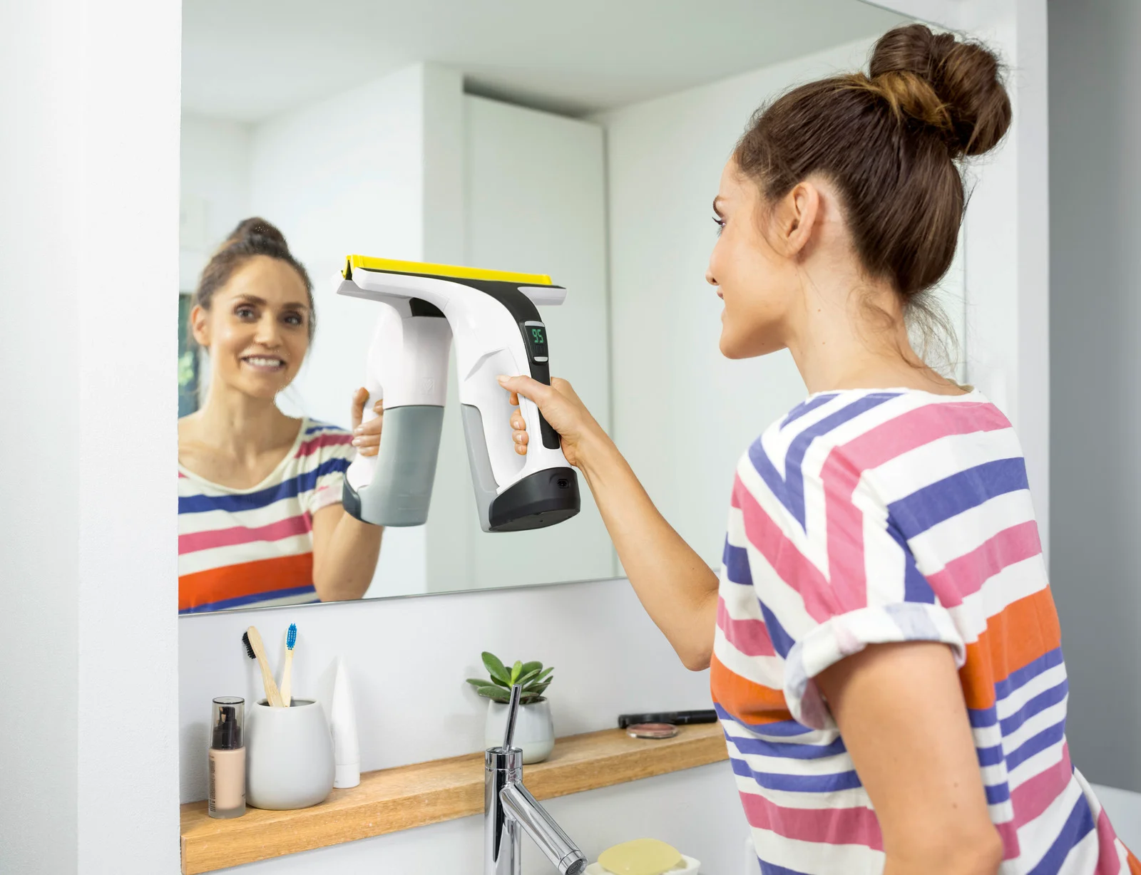 Стеклоочиститель Karcher WV 6 Plus
