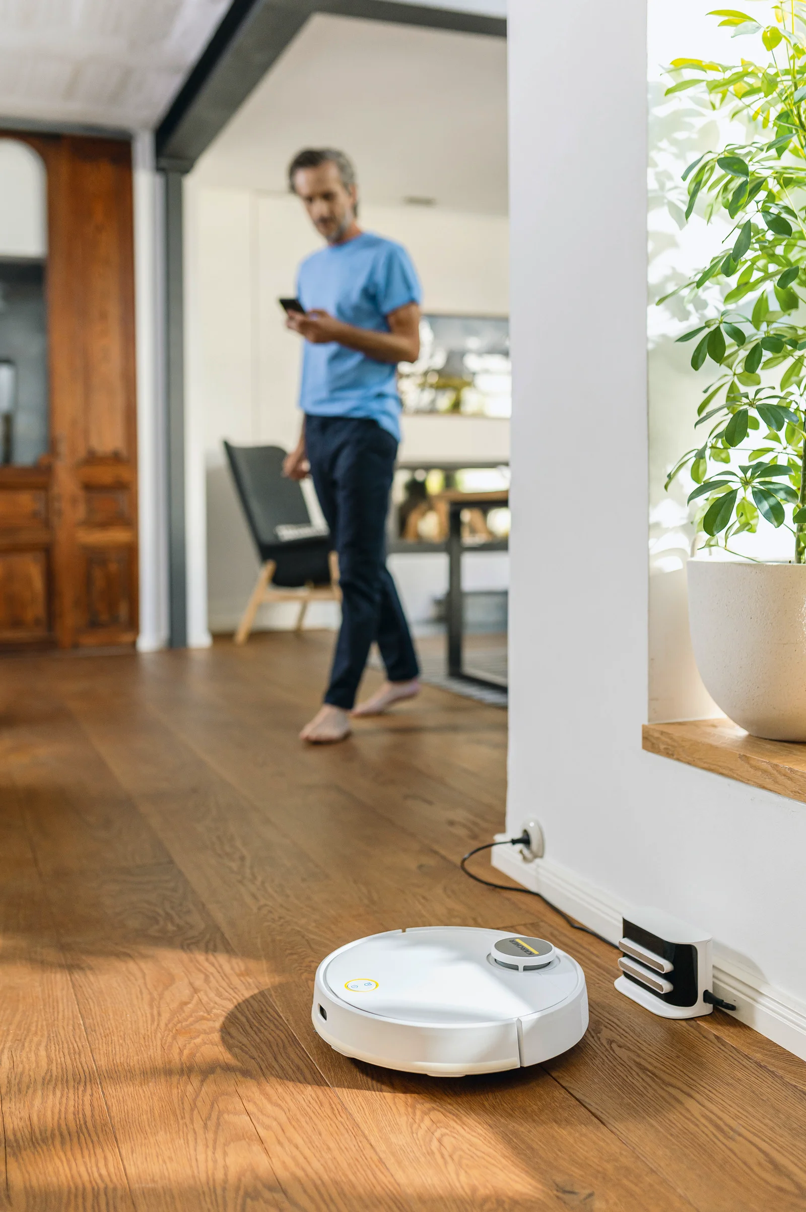 Робот-пылесос Karcher RCV 3