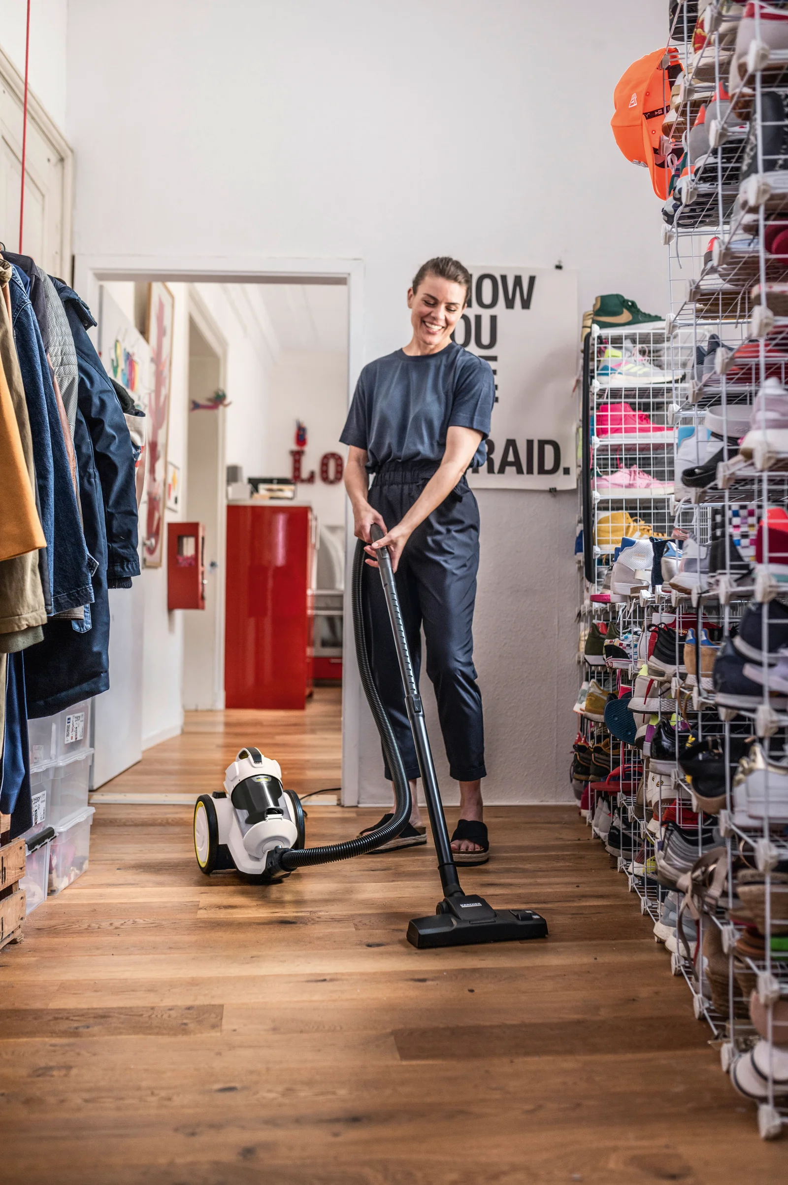 Пылесос сухой уборки Karcher VC 3