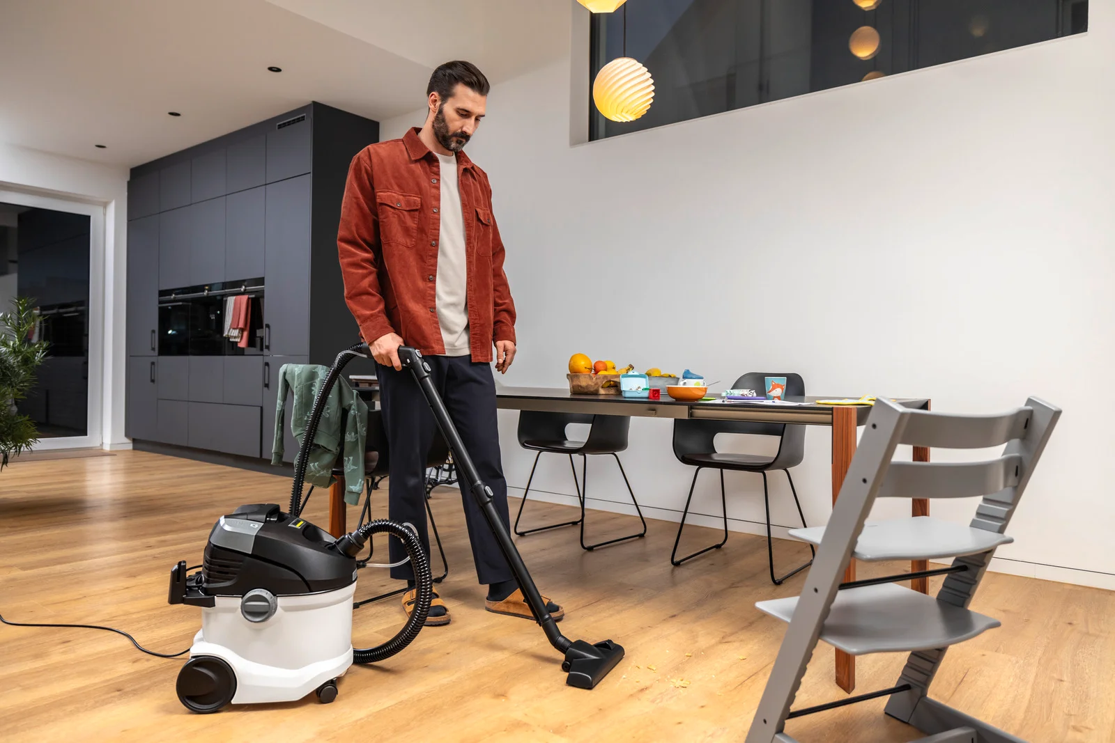 Моющий пылесос Karcher SE 5