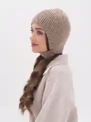 Коричневый шапка женская