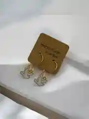 Белый серьги женские