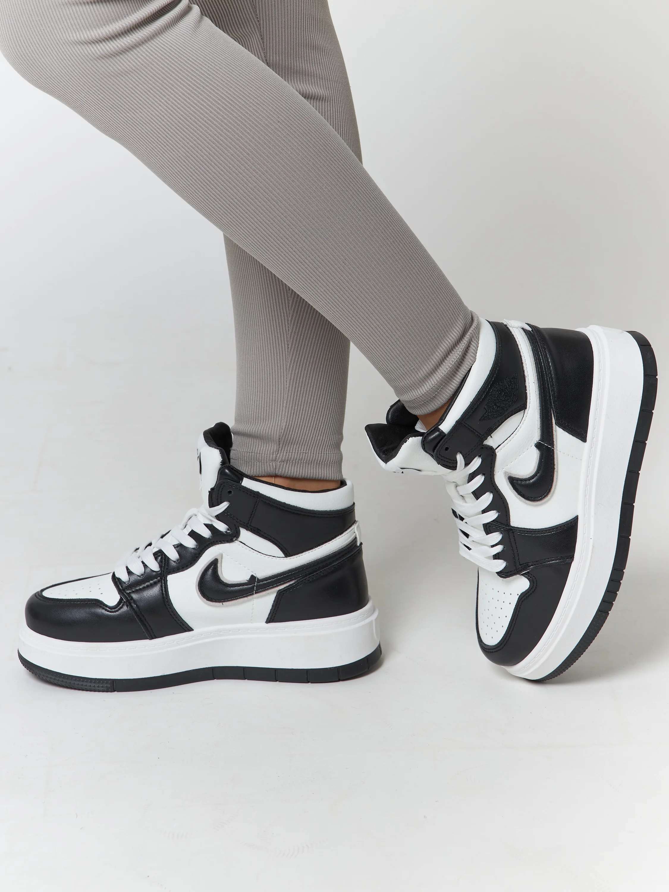 Серый меланж кроссовки женские высокие Nike, Air Jordan