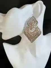 Серьги массивные, женские