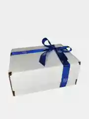 Алый подарочная коробка, 22 х 16,5 х 10 см, с наполнителем и атласной лентой