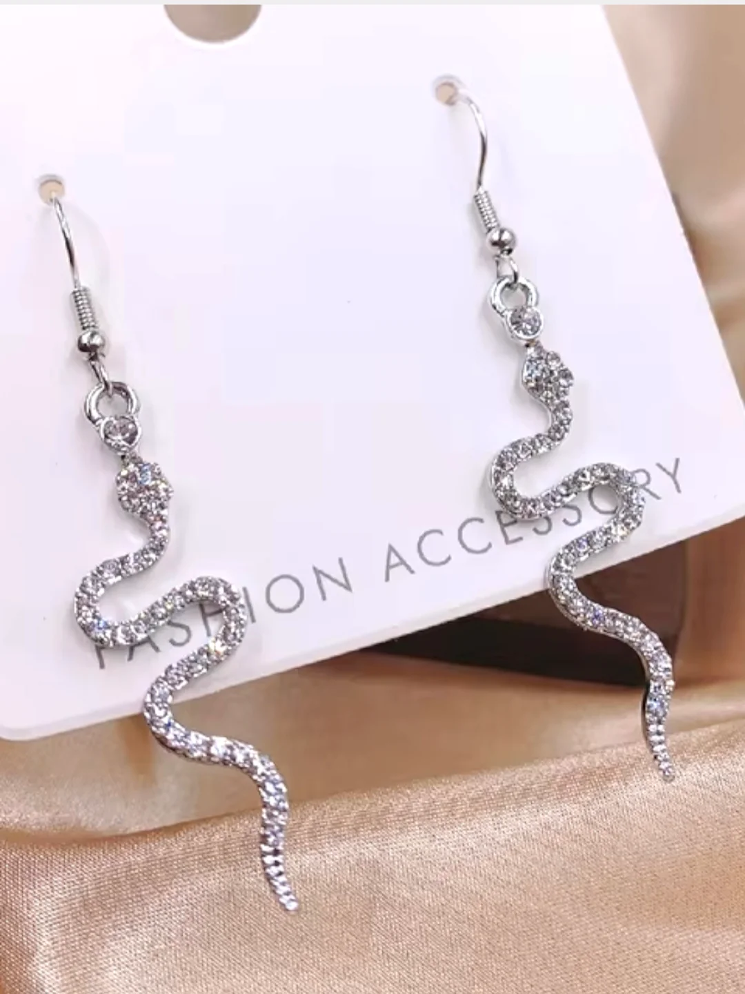 Серый серьги женские