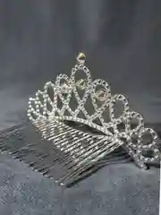 Белый диадема искрящаяся девочкам на Новый год, корона на праздник, на свадьбу со стразами