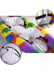 Разноцветный надувная трёхместная байдарка с веслами (лодка гребля каяк транспорт спорт рыбалка)