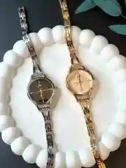 Часы женские элегантные