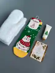 Белый подарочный набор женский новогодний, носки новогодние