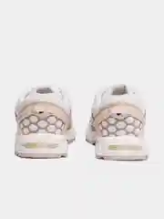 Кроссовки спортивные Asics Gel Kahana 8