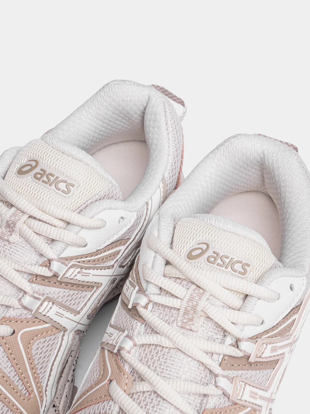 Кроссовки спортивные Asics Gel Kahana 8