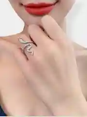 Женское кольцо