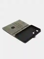 Черный чехол-книжка Infinix Hot 50 4G (Инфиникс Хот 50) с магнитной застежкой противоударный