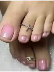 Коралловый накладные ногти педикюр
