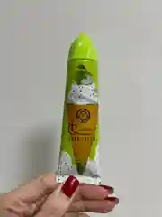 Зеленый крем для рук