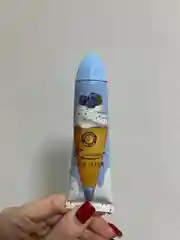 Голубой крем для рук