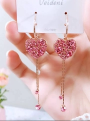 Серьги женские длинные нарядные с сердцем / серьги-гвоздики