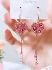 Серьги женские длинные нарядные с сердцем / серьги-гвоздики