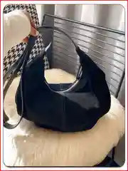 Черный сумка женская через плечо хобо